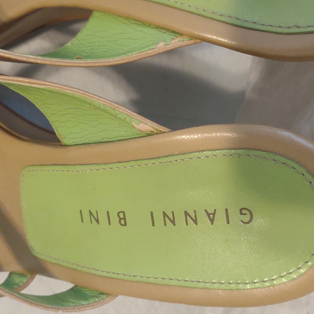 Gianni Bini wedged heel sandals. Beige in color, size 7 or 7.5M - Picture 10 of 12